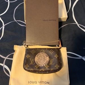 Authentic Louis Vuitton wristlet